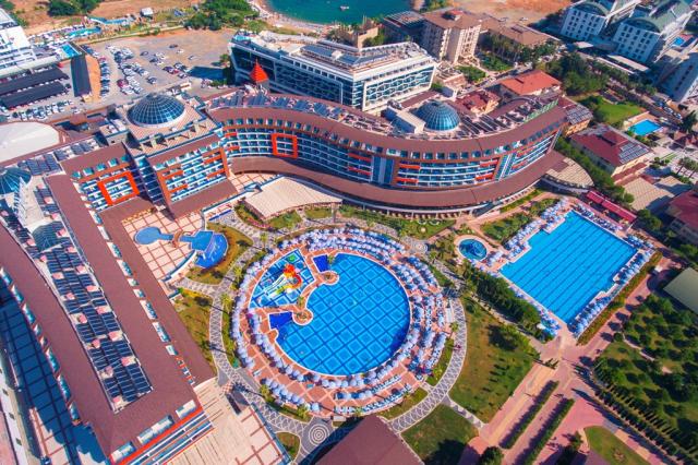 LONICERA RESORT & SPA HOTEL - Obecné - Hlavní budova