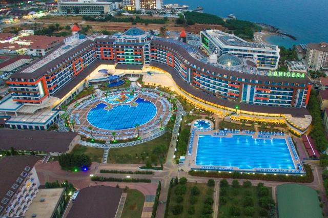LONICERA RESORT & SPA HOTEL - Obecné - Hlavní budova