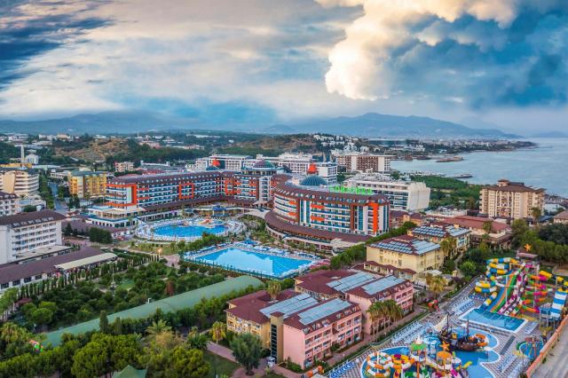 LONICERA RESORT & SPA HOTEL - Obecné - Hlavní budova