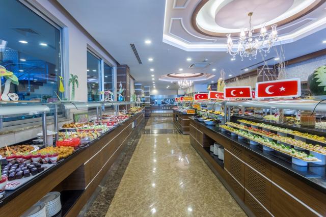 LONICERA RESORT & SPA HOTEL - Restaurace - MAIN RESTAURANT