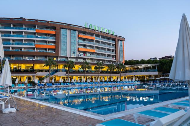 LONICERA RESORT & SPA HOTEL - Obecné - Hlavní budova