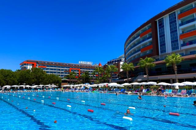 LONICERA RESORT & SPA HOTEL - Bazény - Venkovní bazén