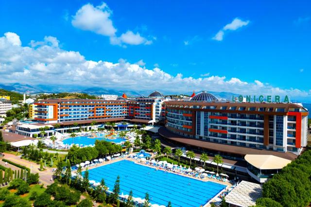 LONICERA RESORT & SPA HOTEL - Obecné - Hlavní budova