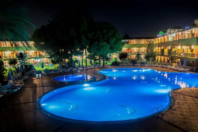 LONICERA RESORT & SPA HOTEL - Bazény - Venkovní bazén