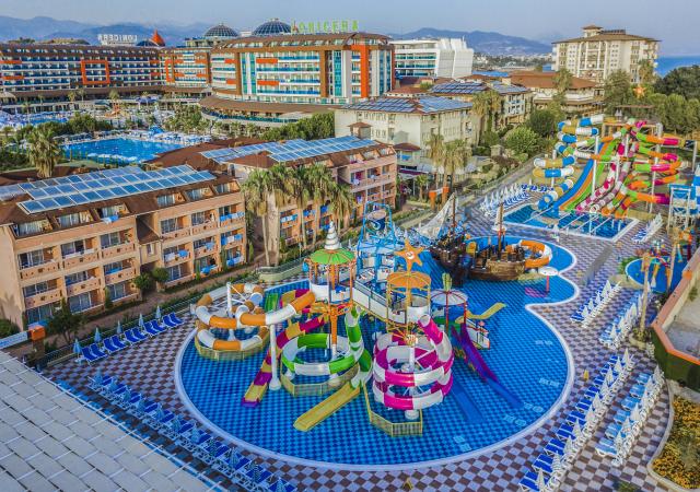 LONICERA RESORT & SPA HOTEL - Vodní park - Vodní park