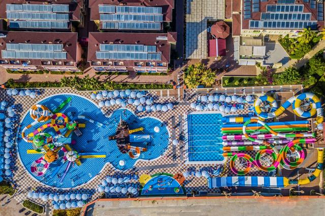 LONICERA RESORT & SPA HOTEL - Vodní park - Vodní park