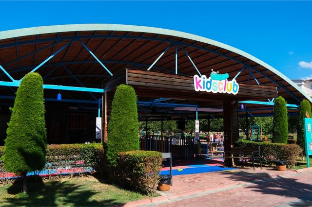 LONICERA RESORT & SPA HOTEL - Miniklub - Miniklub