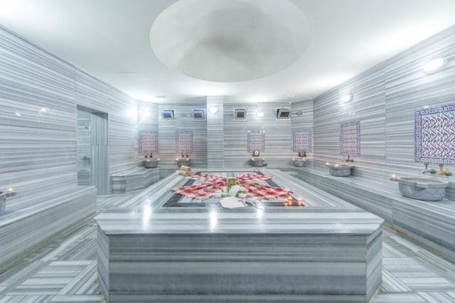 LONICERA RESORT & SPA HOTEL - Lázně - Lázně