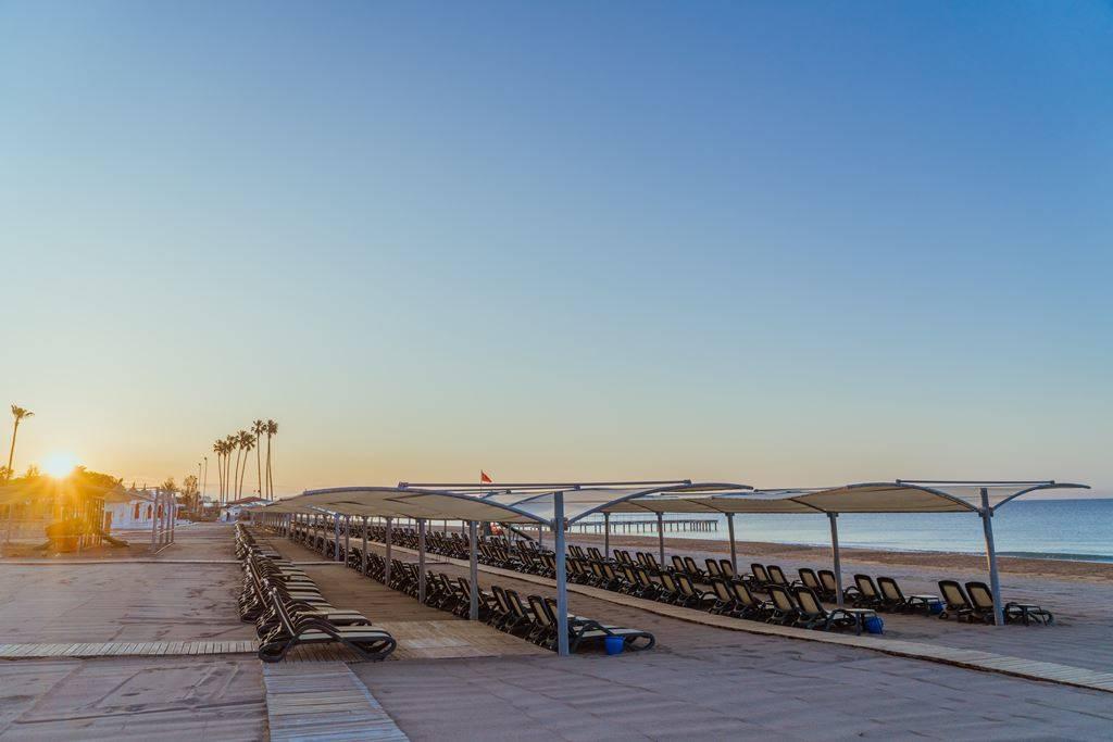 IC HOTELS SANTAI FAMILY RESORT - Pláž - Pláž