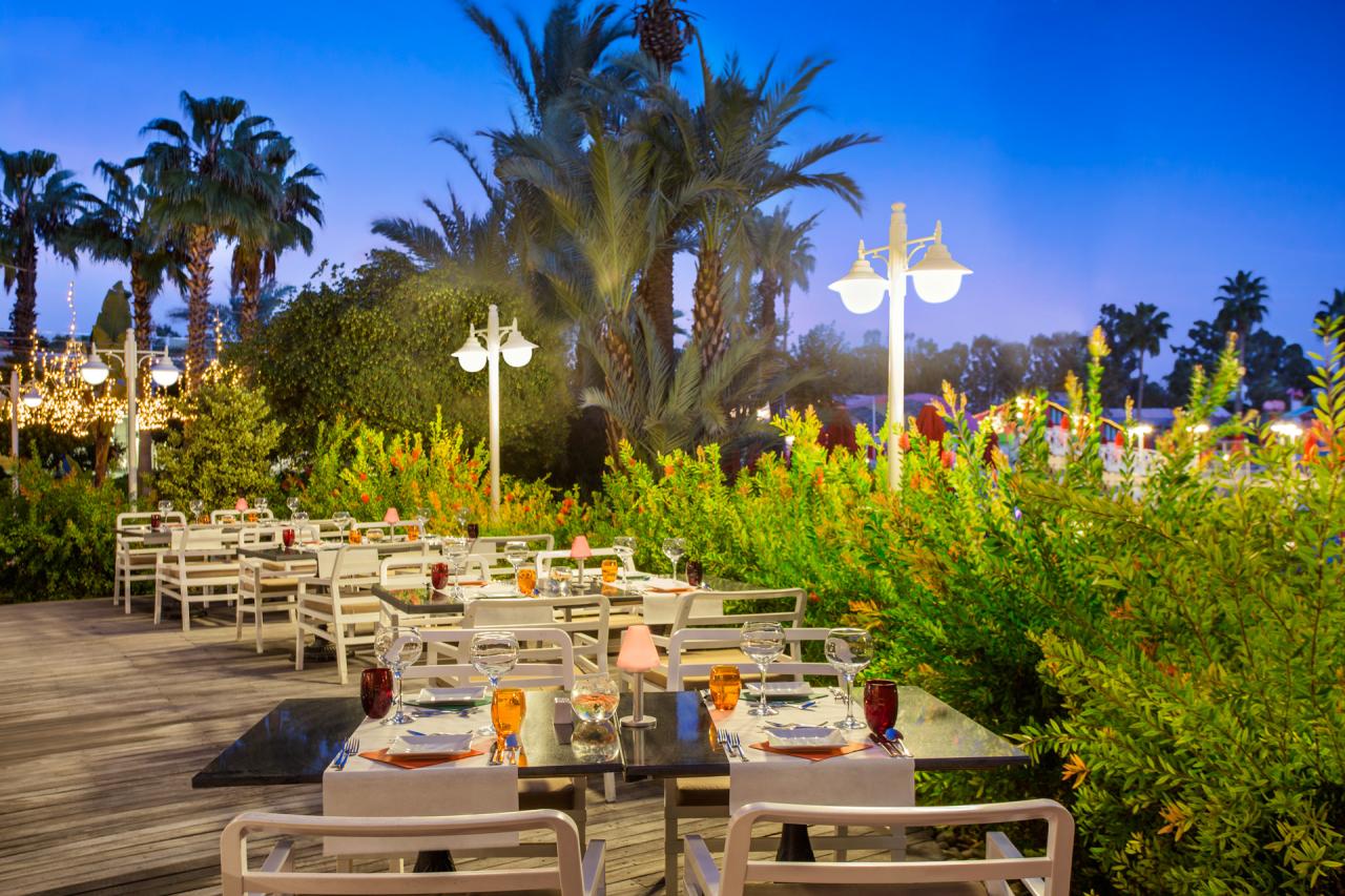 IC HOTELS SANTAI FAMILY RESORT - Restaurace - Ja La Peno Restau