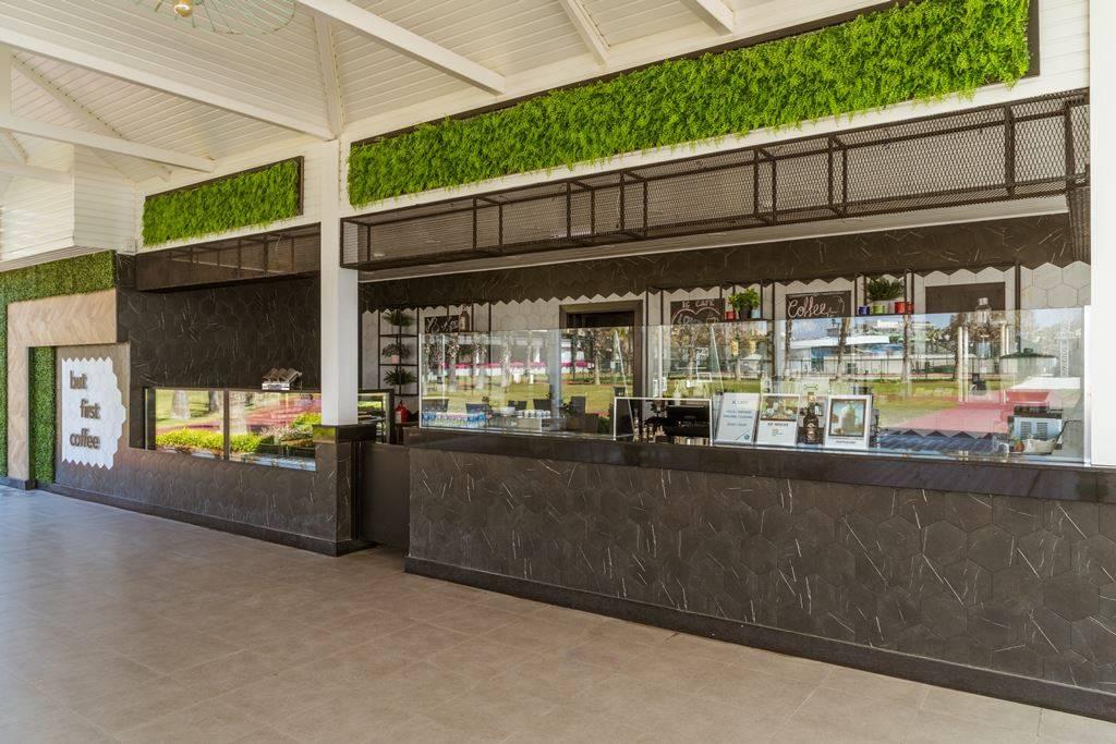 IC HOTELS SANTAI FAMILY RESORT - Bary - IC Cafe