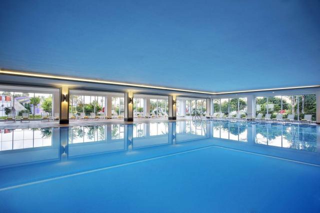 IC HOTELS SANTAI FAMILY RESORT - Bazény - Vnitřní bazén