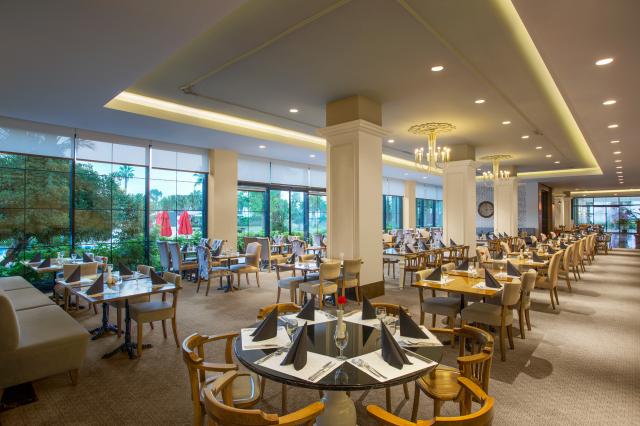 IC HOTELS SANTAI FAMILY RESORT - Restaurace - Main Restaurant