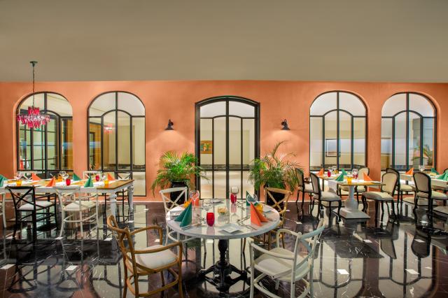 IC HOTELS SANTAI FAMILY RESORT - Restaurace - Ja La Peno Restau