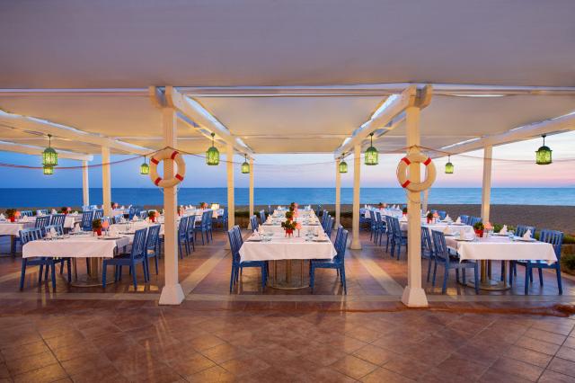 IC HOTELS SANTAI FAMILY RESORT - Restaurace - Del Mar Fish Rest