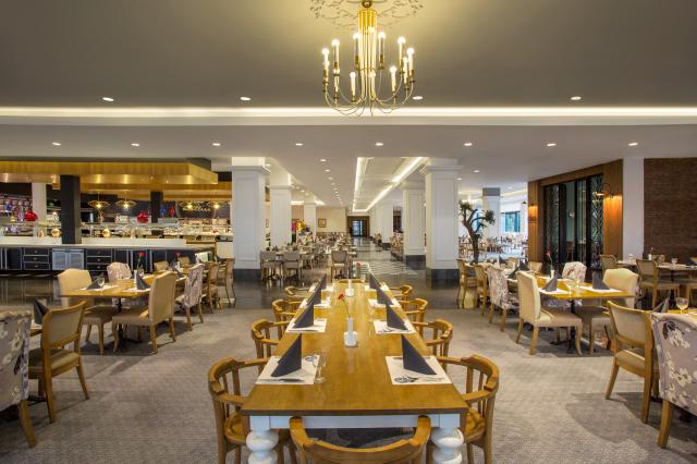 IC HOTELS SANTAI FAMILY RESORT - Restaurace - Main Restaurant