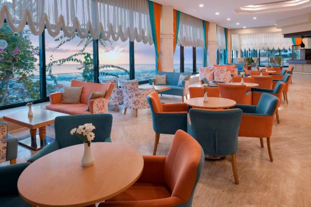 ASKA JUSTIN BEACH - Bary - LOBBY BAR