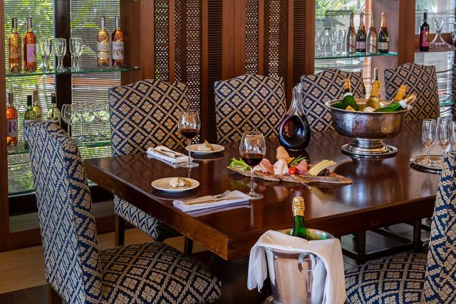 MARTI MYRA - Restaurace - PHASELIS RESTAURANT