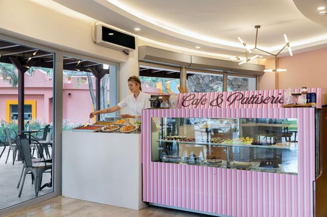 MARTI MYRA - Restaurace - MARTI PATISSERIE