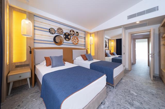 SUENO HOTELS BEACH SIDE - Pokoje - VILLA&LAKE FAMILY ROOM POOL 