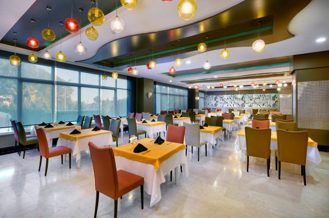 SEADEN SEA PLANET RESORT & SPA - Restaurace - MAIN RESTAURANT