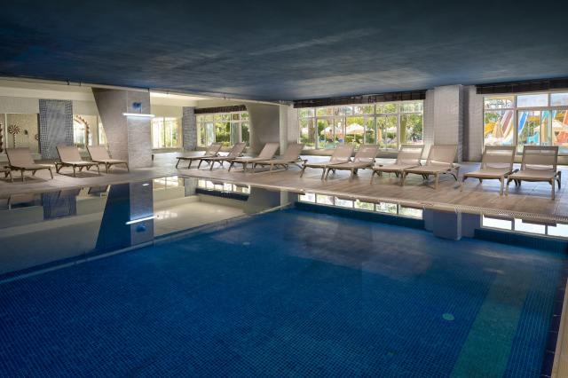 SEADEN SEA PLANET RESORT & SPA - Bazény - Vnitřní bazén