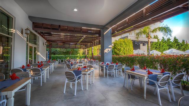WELL PALACE SIDE - Restaurace - Main Weel Restaurant