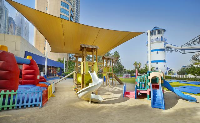W DUBAI - MINA SEYAHI - Miniklub - Miniklub