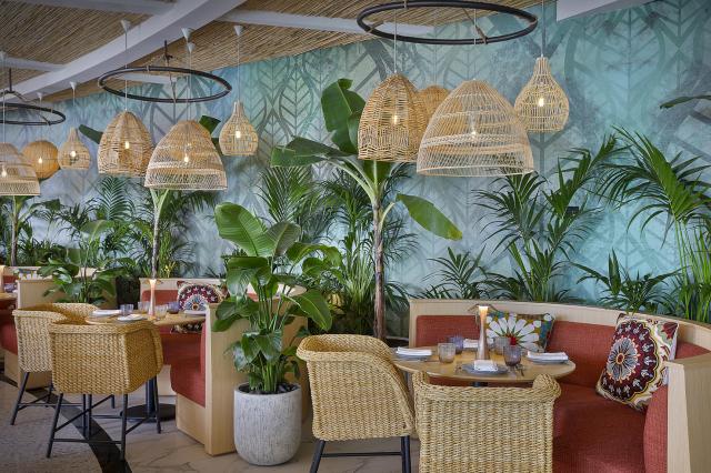 W DUBAI - MINA SEYAHI - Restaurace - Ginger Moon