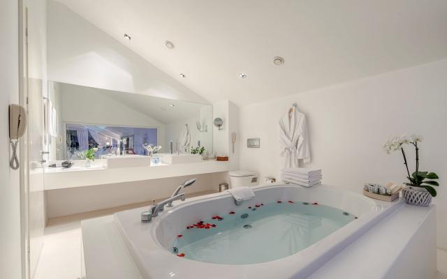 DOBEDAN EXCLUSIVE HOTEL & SPA - Pokoje - MADONNA SUITE