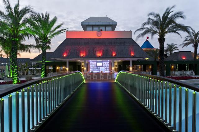 DOBEDAN EXCLUSIVE HOTEL & SPA - Bary - BELLA POOL BAR