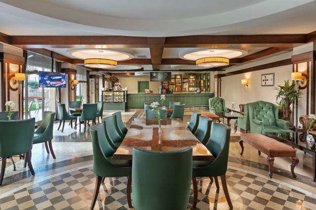 DOBEDAN EXCLUSIVE HOTEL & SPA - Bary - FRENCH PATISSERIE