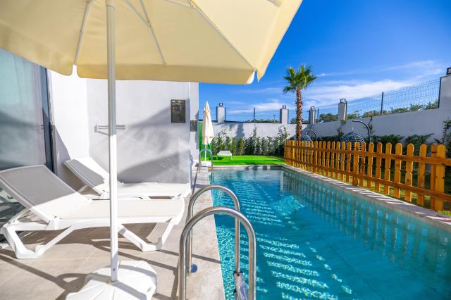 SIDE MOON PALACE HOTEL - Pokoje - SWIM-UP ROOM WITH POOL VIEW