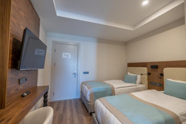 SIDE MOON PALACE HOTEL - Pokoje - FAMILY ROOM WITH LAND VIEW 