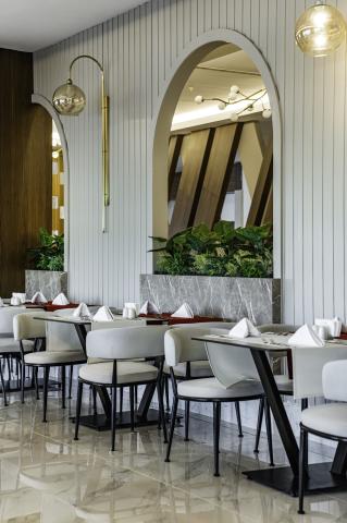 SIDE MOON PALACE HOTEL - Restaurace - Moon Main Restaurant