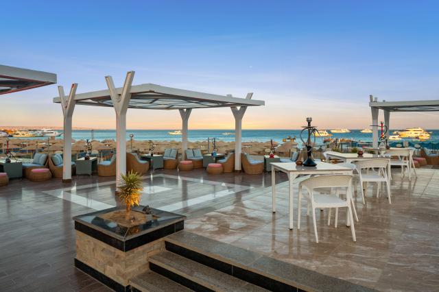 PICKALBATROS WHITE BEACH - Bary - Red Sky Bar