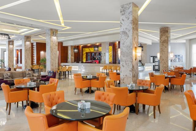 PICKALBATROS WHITE BEACH - Bary - Lobby Bar