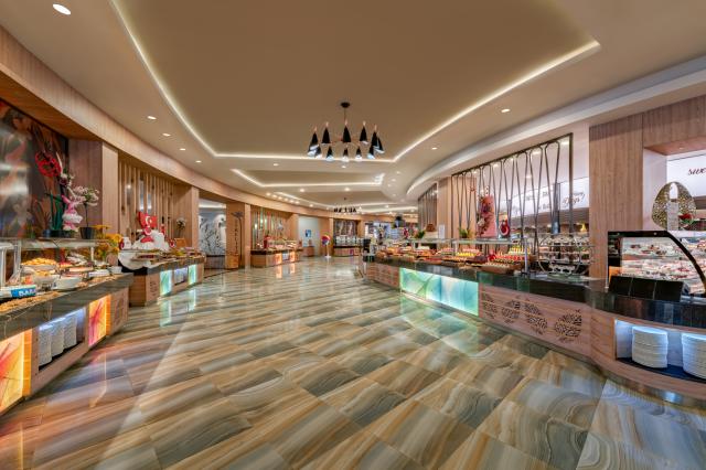 DELPHIN BE GRAND RESORT - Restaurace - MAIN RESTAURANT