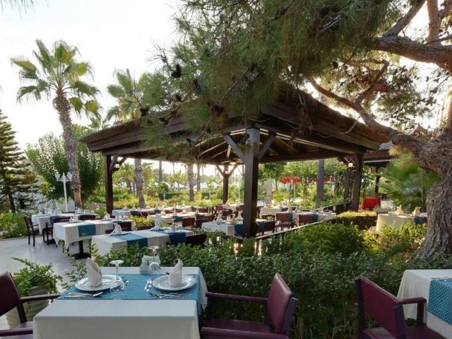 DELPHIN BE GRAND RESORT - Restaurace - SULTAN RESTAURANT