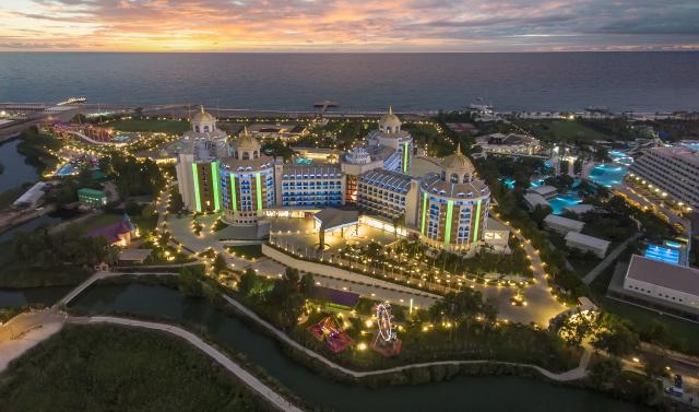 DELPHIN BE GRAND RESORT - Obecné - Hlavní budova