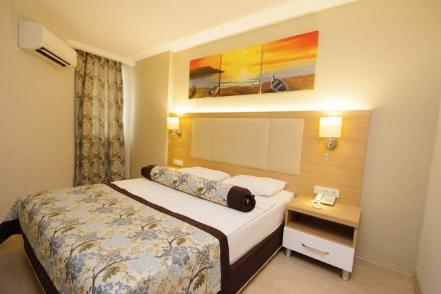 BLUE WAVE SUITE HOTEL - Pokoje - FAMILY ROOM
