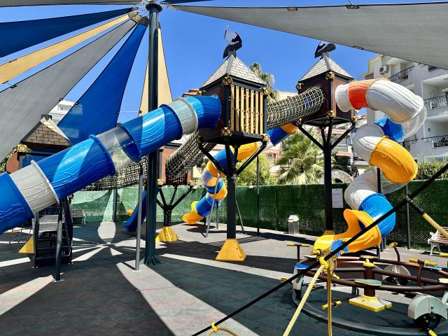 BLUE WAVE SUITE HOTEL - Miniklub - Miniklub