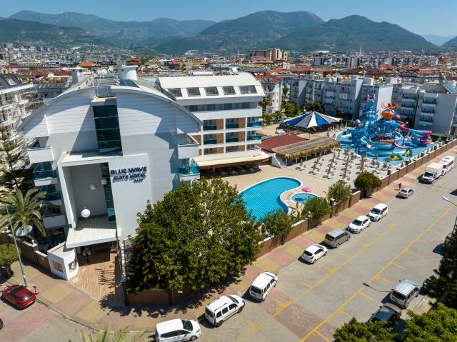 BLUE WAVE SUITE HOTEL - Obecné - Obecné