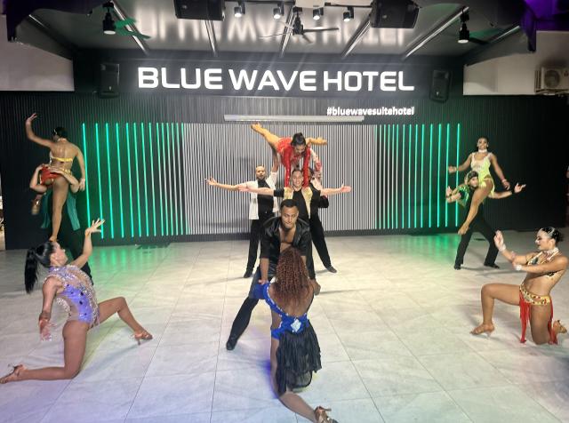 BLUE WAVE SUITE HOTEL - Animace - Animace
