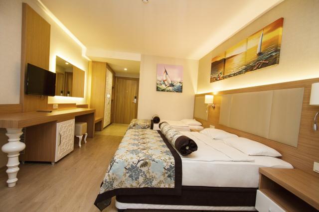 BLUE WAVE SUITE HOTEL - Pokoje - STANDARD ROOM