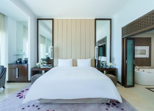 RIXOS MARINA ABU DHABI - Pokoje - DELUXE ROOM SEA VIEW KING / T