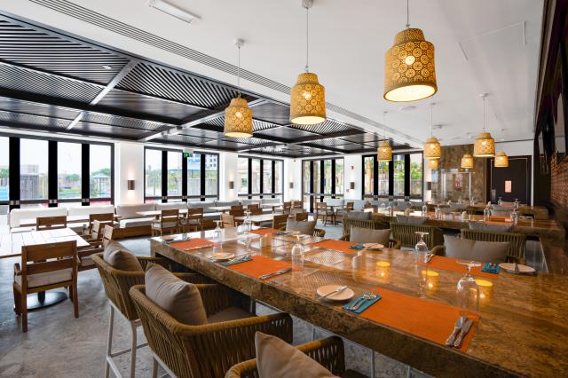 RIXOS MARINA ABU DHABI - Restaurace - PEOPLE’S RESTAURANT