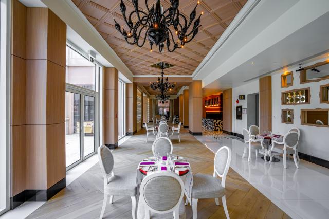 RIXOS MARINA ABU DHABI - Restaurace - People's Restaurant