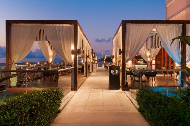 RIXOS MARINA ABU DHABI - Restaurace - ISLA ASIAN RESTAURANT