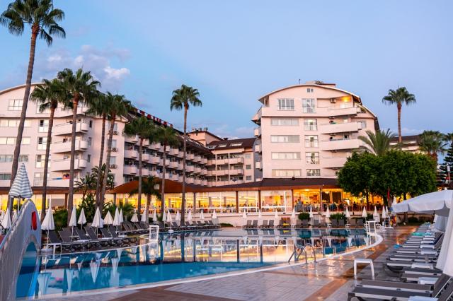 LONICERA WORLD HOTEL - Obecné - Hlavní budova